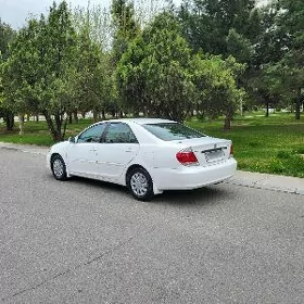 Toyota Camry 2005