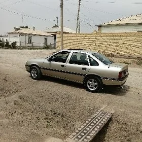 Opel Vectra 1989