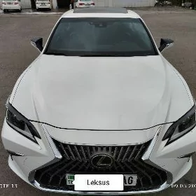Lexus ES 350 2021