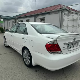 Toyota Camry 2004