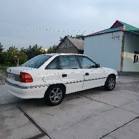 Opel Astra 1993