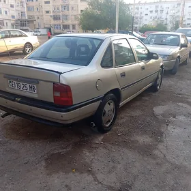 Opel Vectra 1992