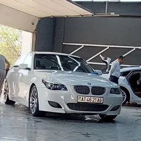 BMW E60 2004