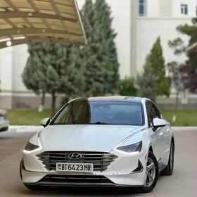 Hyundai Sonata 2021