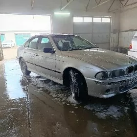 BMW 525 2001
