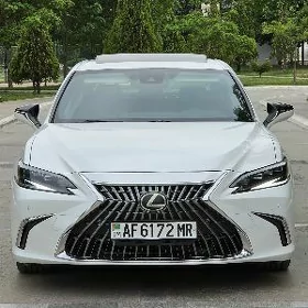 Lexus ES 350 2021