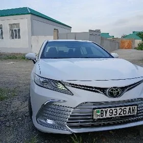 Toyota Camry 2020