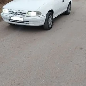 Opel Astra 1992