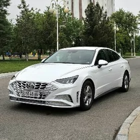 Hyundai Sonata 2022