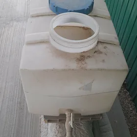 Suw üçin ulanylan boçka 200lit