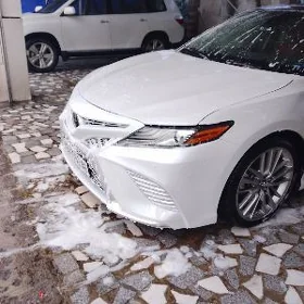 Toyota Camry 2018