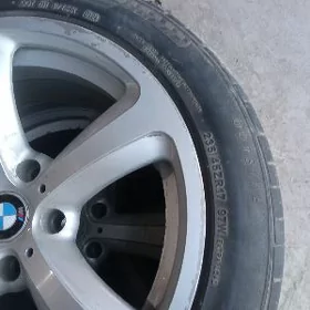 R17