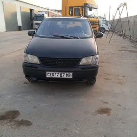 Opel Sintra 1999