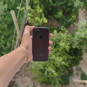 iPhone 7 TU/A