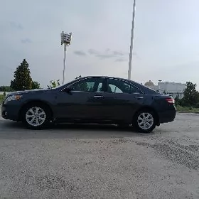 Toyota Camry 2011