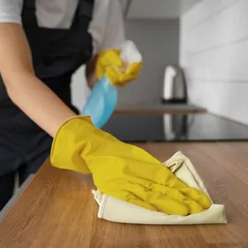 ЖЕНЩИНЫ ДЛЯ УБОРОК В КЛИНИНГ