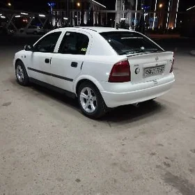 Opel Astra 2000
