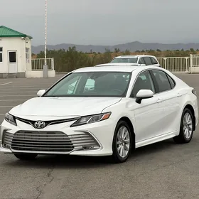 Toyota Camry 2022