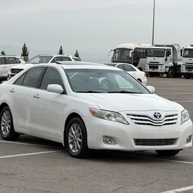 Toyota Camry 2011