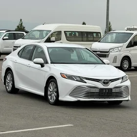 Toyota Camry 2022