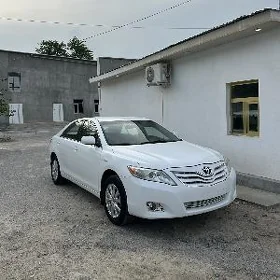 Toyota Camry 2010