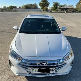 Hyundai Elantra 2020