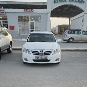 Toyota Camry 2011