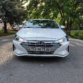 Hyundai Elantra 2019