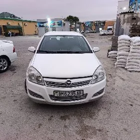 Opel Astra 2008