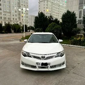 Toyota Camry 2012