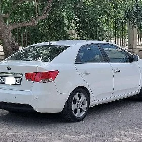 Kia K3 2010