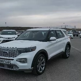 Ford Explorer 2022