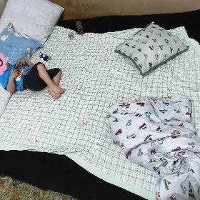 спальня кровать