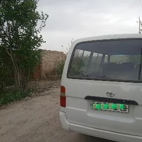 Toyota Hiace 1994