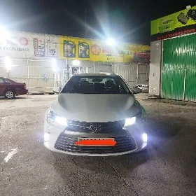 Toyota Camry 2016