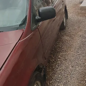 Mitsubishi Chariot 1992