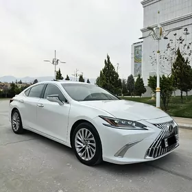 Lexus ES 350 2019