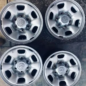 HILUX   2014