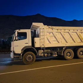 Mercedes-Benz ACTROS 3331 2005