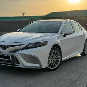 Toyota Camry 2022