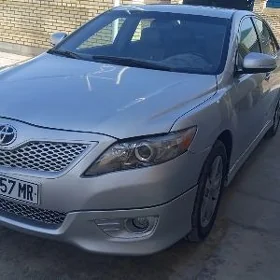 Toyota Camry 2010