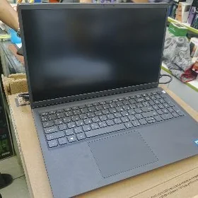 Dell kompýuter