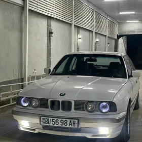 BMW E34 1990