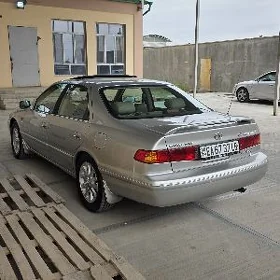 Toyota Camry 2000
