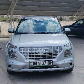 Hyundai Venue 2021
