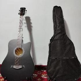 Paket akustiki gitaralar