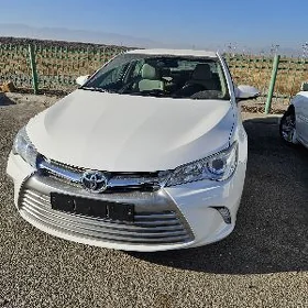 Toyota Camry 2017