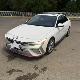 Hyundai Elantra 2024