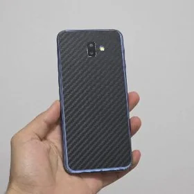 Samsung J6+. 4/64