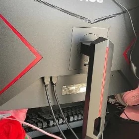 Monitor 27 razmer igrowoy